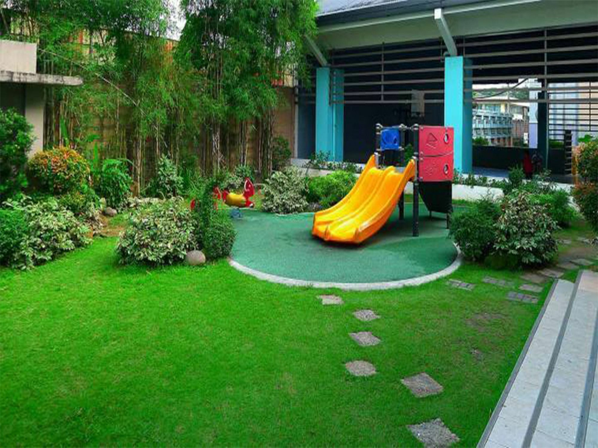 Sofia Bellevue Condominium Quezon City Exterior photo