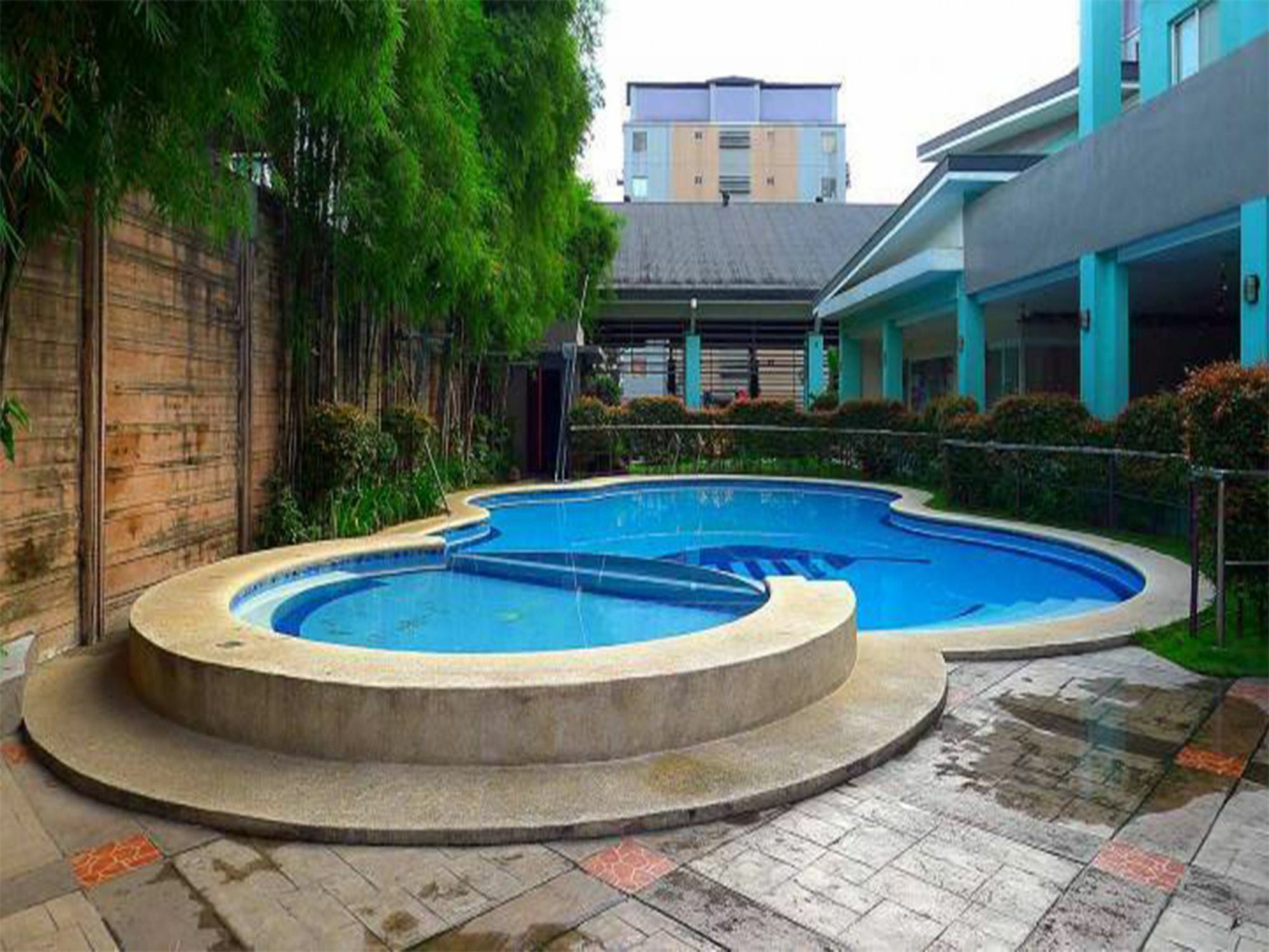 Sofia Bellevue Condominium Quezon City Exterior photo